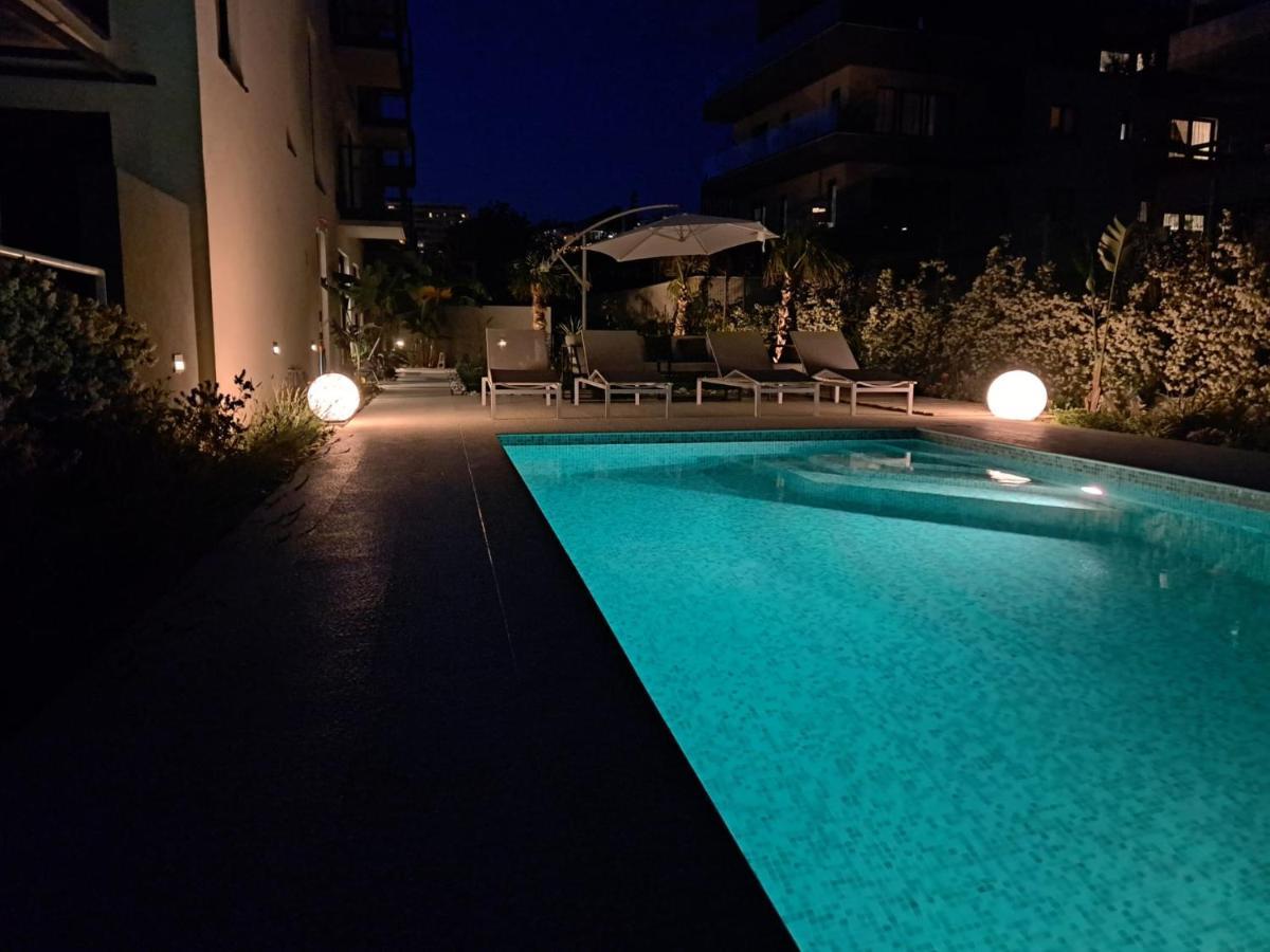 Apartment With Private Pool 斯普利特 外观 照片